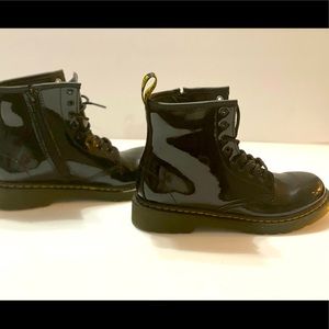 Girls Dr. Martens boots